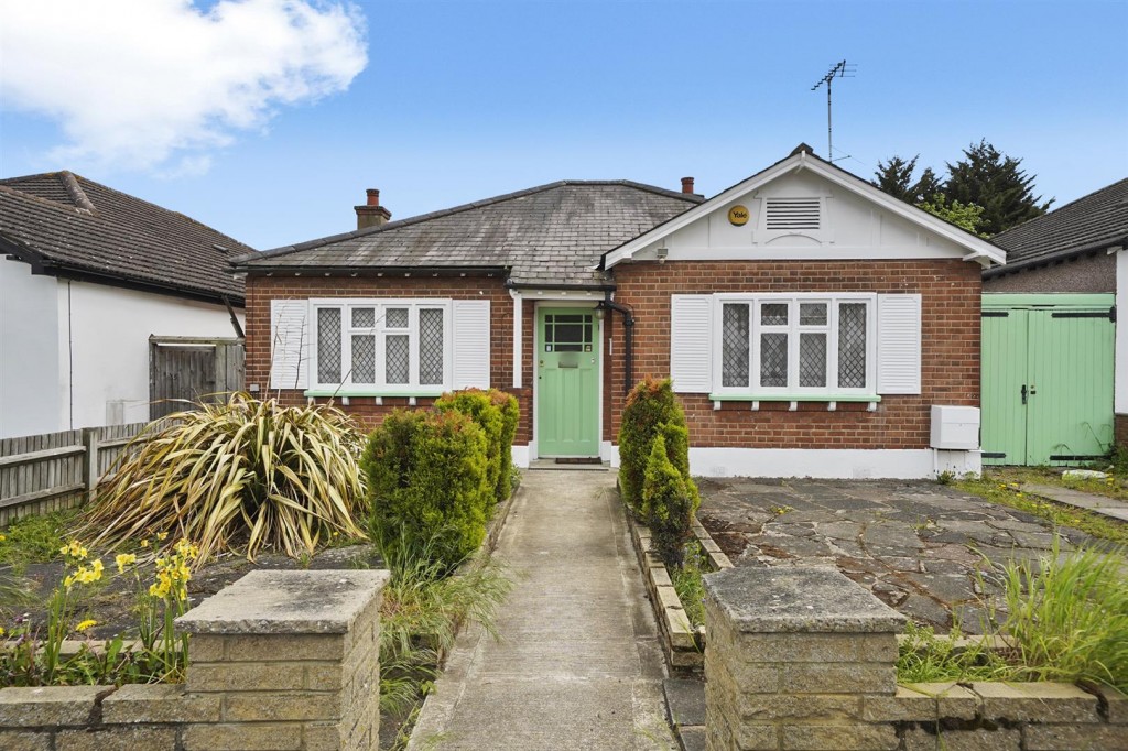 Beechcroft Gardens, Wembley Park, 3 bedroom, Bungalow Detached